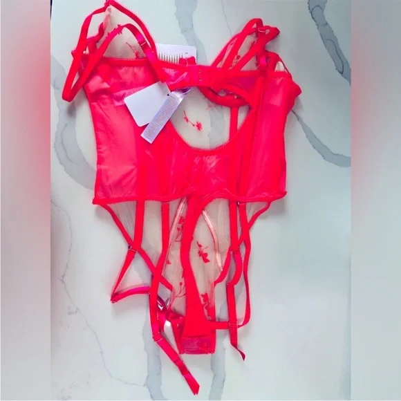 NWT Foiled Sprigs Embroidered Teddy by Savage X Fenty in Hot Pink/Red - Picture 8 of 10